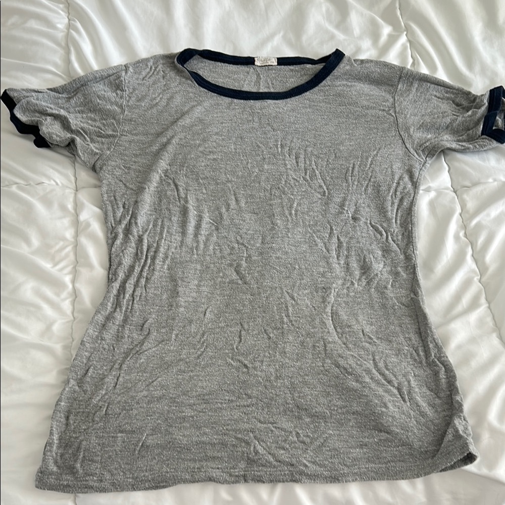 Casual Gray T-Shirt with Navy Blue Trim
